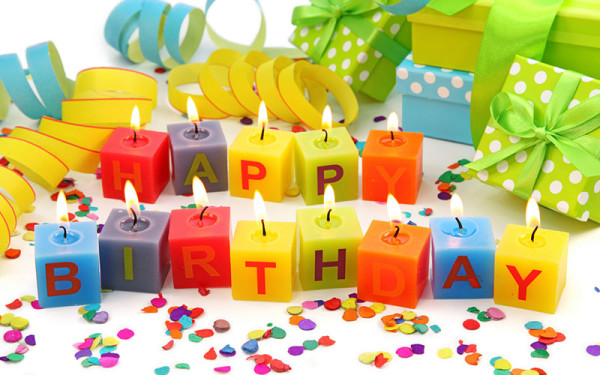 Свечи - кубики с днем рождения