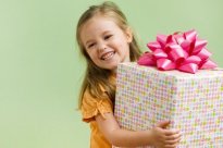 Радуем детей в день рождения – лучшие идеи для идеальных подарков!