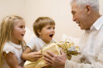 Что подарить дедушке? Готовим подарок своими руками